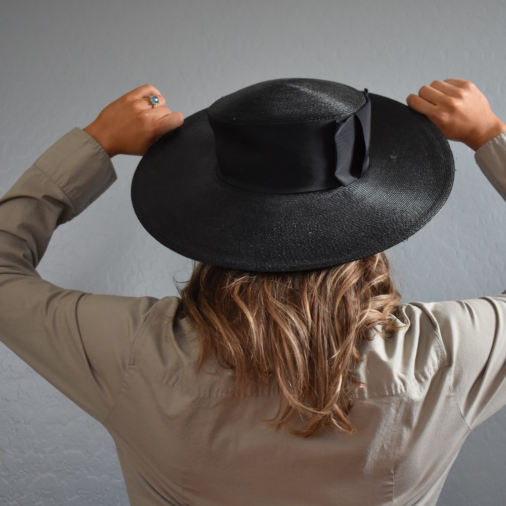 VTG FRANK OLIVE Kentucky Derby Boat - Picture 2 of 11